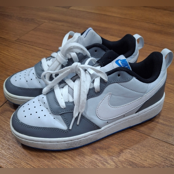 Nike Other - Nike White and Gray Sneakers